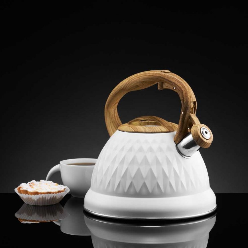 Induction kettle Rombo 2.5 l cream AMBITION