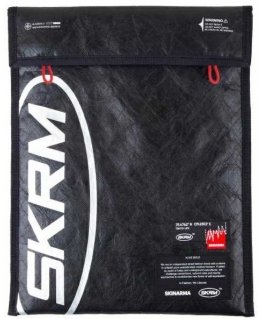 Skinarma Bag Comet laptop sleeve 14" black/black