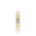 Millefiori Milano Aromatinio difuzoriaus "Fine leather" 250 ml pakaitinis užpildas Millefiori Milano Aromatinio difuzoriaus "Fine leather" 250 ml pakaitinis užpildas