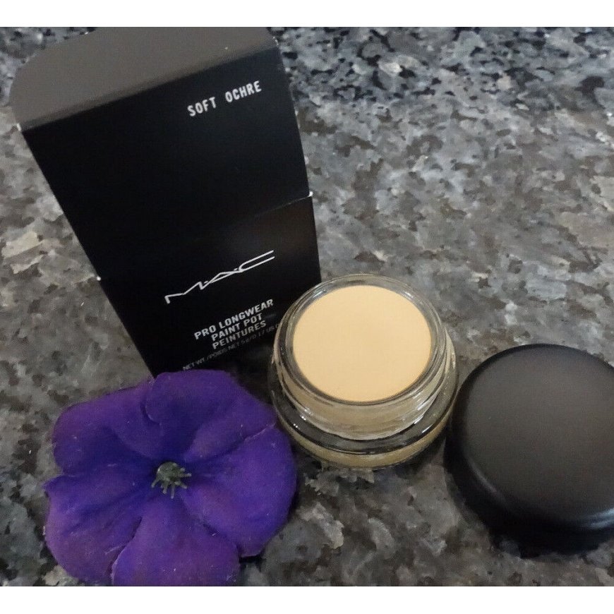 Pro Longwear Paint Pot Eye Shadow