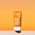 Clarins Youth-protecting SPF 50+ Aurinkorasva Kasvot Aikuiset Clarins Youth-protecting SPF 50+ Aurinkorasva Kasvot Aikuiset