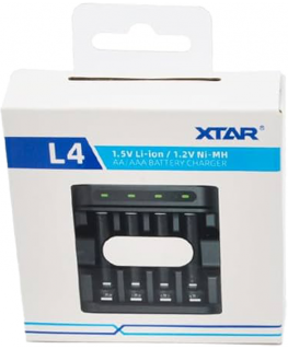 Xtar 4 x Ni-MH ja 1,5 V Li-ion AA/AAA akkulaturi L4