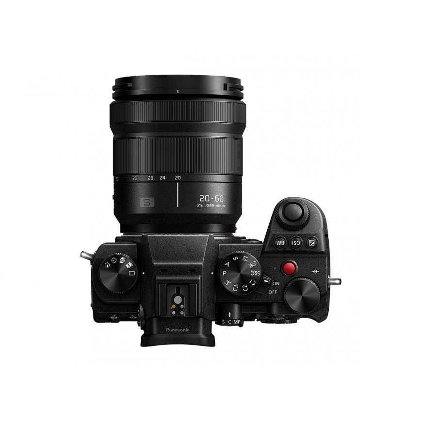 Panasonic Lumix S5 + S 20-60mm F3.5-5.6 – 3