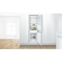 Bosch Serie 6 KIS86AFE0 fridge-freezer Built-in 266 L E Bosch Serie 6 KIS86AFE0 fridge-freezer Built-in 266 L E