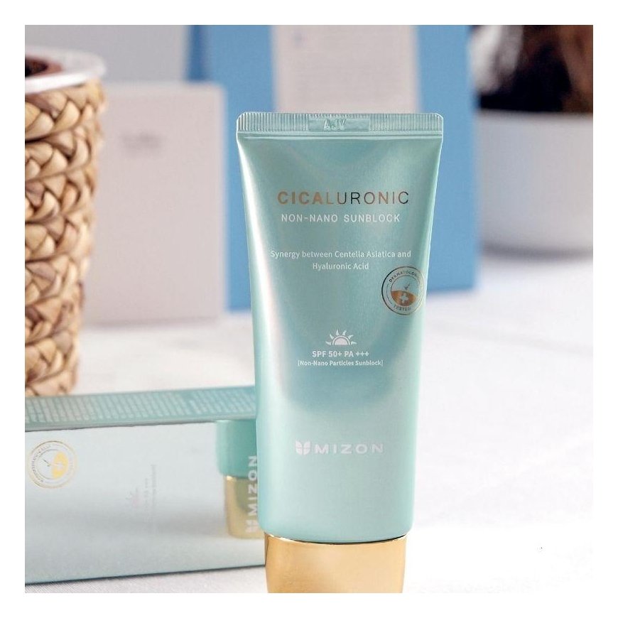 Face cream Mizon Cicaluronic Nonnano Sunblock SPF50+, with SPF 50+ protection, 50 ml