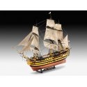 Revell Battle of Trafalgar Purjelaeva mudel Osade komplekt 1:225