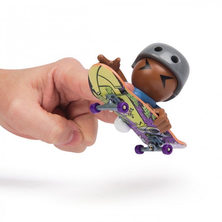 Tech Deck Sk8 Crew Exclusive Fingerboard & Figure – 2