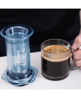 AeroPress – transparent blue coffee maker