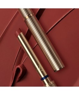 Estée Lauder Pure Color Explicit Matte Barra De Labios 110-Rebellious Rose Rated X, 7 g