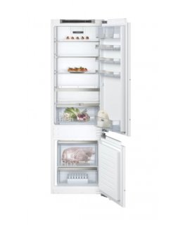 Siemens iQ500 KI87SADD0 fridge-freezer Built-in 208 L D White