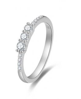 Beneto Sparkling Engagement Ring with AGG464 Zirconia