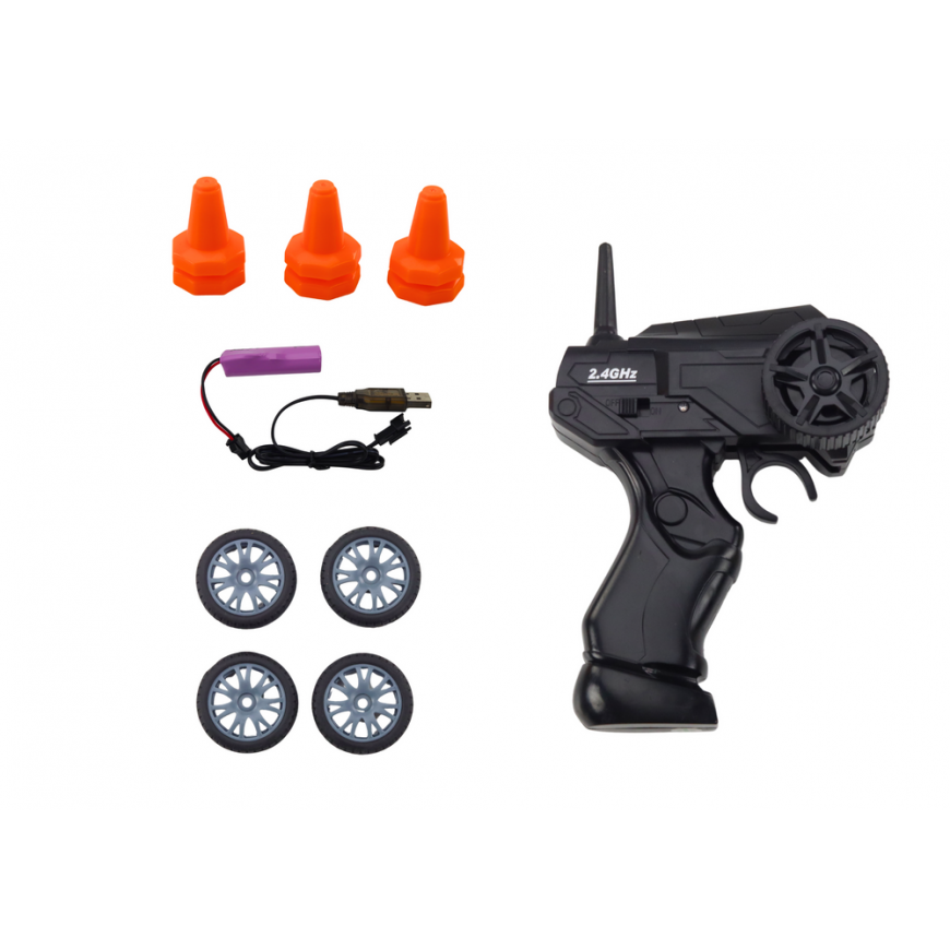 Lean Toys -kaukosäädin R/C-urheiluauto 1:24 oranssit vaihdettavat pyörät – 5