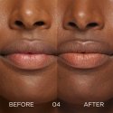 Clarins Lip Oil Balm huulirasva 04 Almond Naisten 2,9 g Clarins Lip Oil Balm huulirasva 04 Almond Naisten 2,9 g