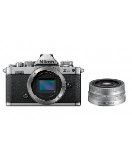 Nikon Z fc + 16-50 VR MILC (Peeglita vahetatavate objektiividega kaamera) 20,9 MP CMOS 5568 x 3712 pikslit Must, Hõbe