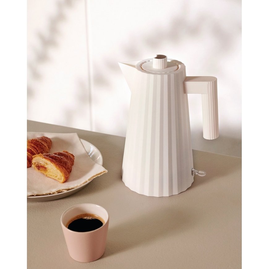 Alessi MDL06/1B kettle – 2