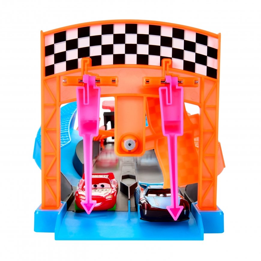 Disney Pixar Cars Disney and Pixar Cars Glow Racers Launch & Criss-Cross Glow Race -lelupakkaus – 2