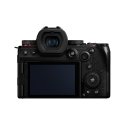 Panasonic Lumix G9 II MILC-runko 25,21 MP Live MOS 11552 x 8672 pikseliä musta Panasonic Lumix G9 II MILC-runko 25,21 MP Live MOS 11552 x 8672 pikseliä musta