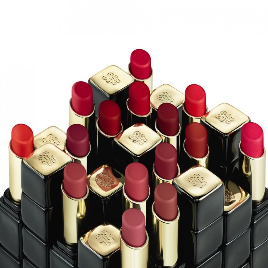 Guerlain KissKiss Tender Matte 2,8 g 910 Wanted Red Matinis – 4