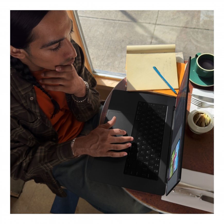 Apple MacBook Pro Apple M M3 Knyginis kompiuteris 36,1 cm (14.2") 16 GB 512 GB SSD Wi-Fi 6E (802.11a – 4
