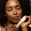 Liquid foundation Sensilis SKIN GLOW Nº 05 Pêche Dor 30 ml Liquid foundation Sensilis SKIN GLOW Nº 05 Pêche Dor 30 ml