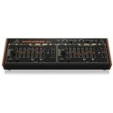 Behringer SYNCUSSION SY-1 - analoginen lyömäsyntetisaattori