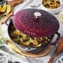 STAUB SPECIAL COCOTTE Pyöreä valurautaruukku, lilja, 3,5 l, grenadiini STAUB SPECIAL COCOTTE Pyöreä valurautaruukku, lilja, 3,5 l, grenadiini