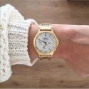 Kello CASIO LTP-V300G 7A NAISTEN KELLO (zd566b) + BOX Kello CASIO LTP-V300G 7A NAISTEN KELLO (zd566b) + BOX