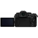 Panasonic Lumix DC-G97 + Panasonic LUMIX G Vario 12-60mm f/3.5-5.6 Asph. Power OIS (H-FS12060) (musta) Panasonic Lumix DC-G97 + Panasonic LUMIX G Vario 12-60mm f/3.5-5.6 Asph. Power OIS (H-FS12060) (musta)