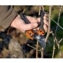 Bahco Professional, ergonomic secateur with rotating lower groove. For large hands, size 2 head (up to 20 mm). All parts are rep Bahco Professional, ergonomic secateur with rotating lower groove. For large hands, size 2 head (up to 20 mm). All parts are rep