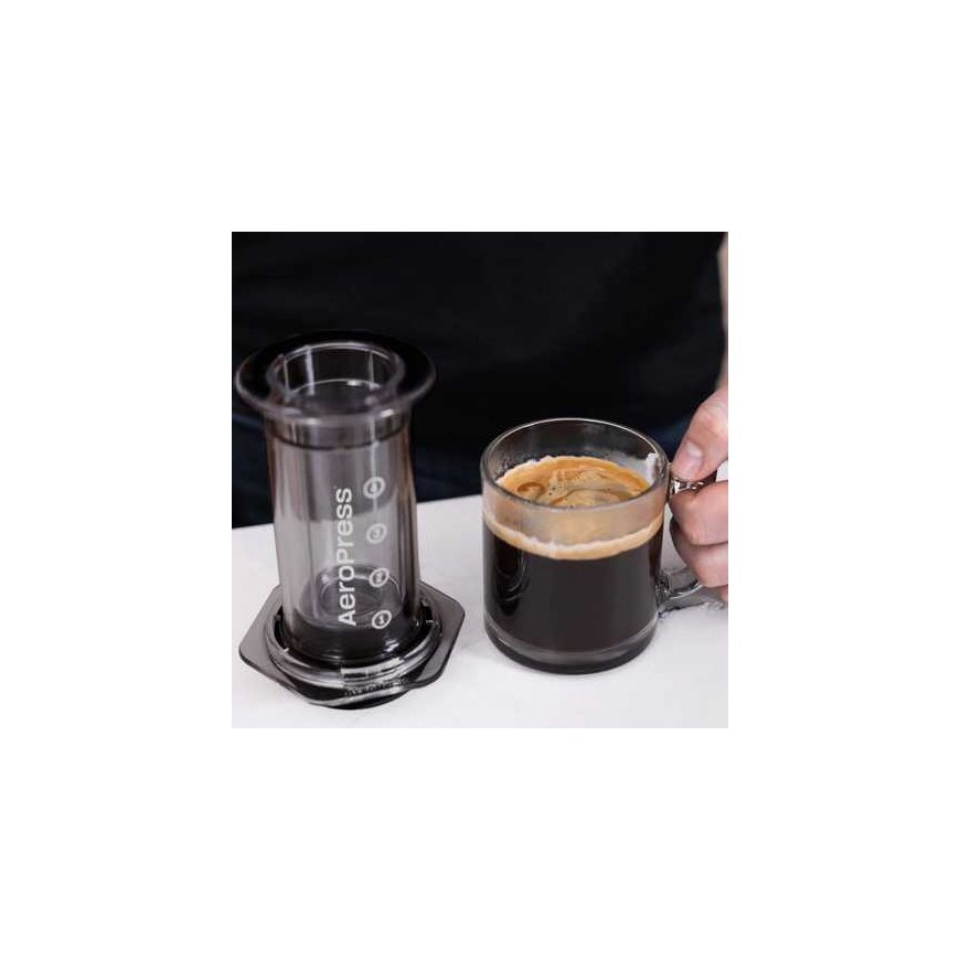 AeroPress – läpinäkyvä savustettu kahvinkeitin – 2