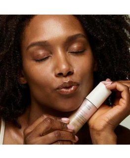 Skystas makiažo pagrindas Sensilis SKIN GLOW Nº 02 rusvai gelsvas 30 ml