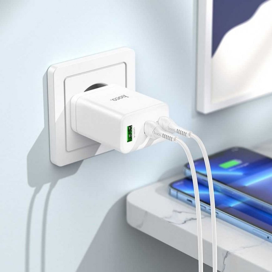 HOCO laturi 2 x Type-C + USB-A + kaapeli Type-C - Lightning PD QC3.0 3A 35W N33 valkoinen – 3