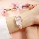 Moteriškas laikrodis DANIEL WELLINGTON Quadro Pressed Melrose Pearl 20mm DW00100508 + BOX (zw521a) Moteriškas laikrodis DANIEL WELLINGTON Quadro Pressed Melrose Pearl 20mm DW00100508 + BOX (zw521a)
