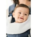 BABYBJORN seilinukas nešioklei, baltas, 030121A BABYBJORN seilinukas nešioklei, baltas, 030121A