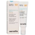 Sensilis PHOTOCORRECTION [HA 50+] kosteuttava ja ryppyjä ehkäisevä sävytetty voide SPF50+ 50 ml