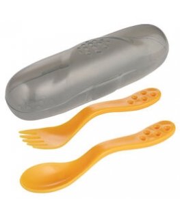"First Feeding Spoons Girl - Set of plastic spoons for children.