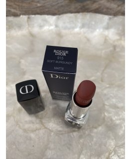 Kristiāns Dior, Dior Rouge, Satīna matē, Krēmveida lūpu krāsa, Mīksts burgundijs, 3.5 g
