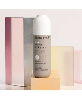 „Living Proof No Frizz Smooth Styling Spray“ – silottava muotoilusuihke kiharoille hiuksille – 200 ml