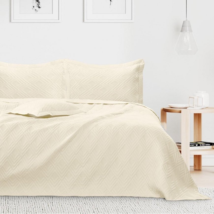 Tablecloth OPHELIA in sand color, classic type material - microfiber textile 260x280 AmeliaHome – 3