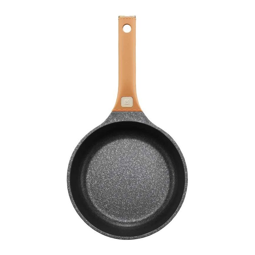 Pan with 'Qualum Basic Stone Edition' Camel color coating, 20 cm, AMBITION