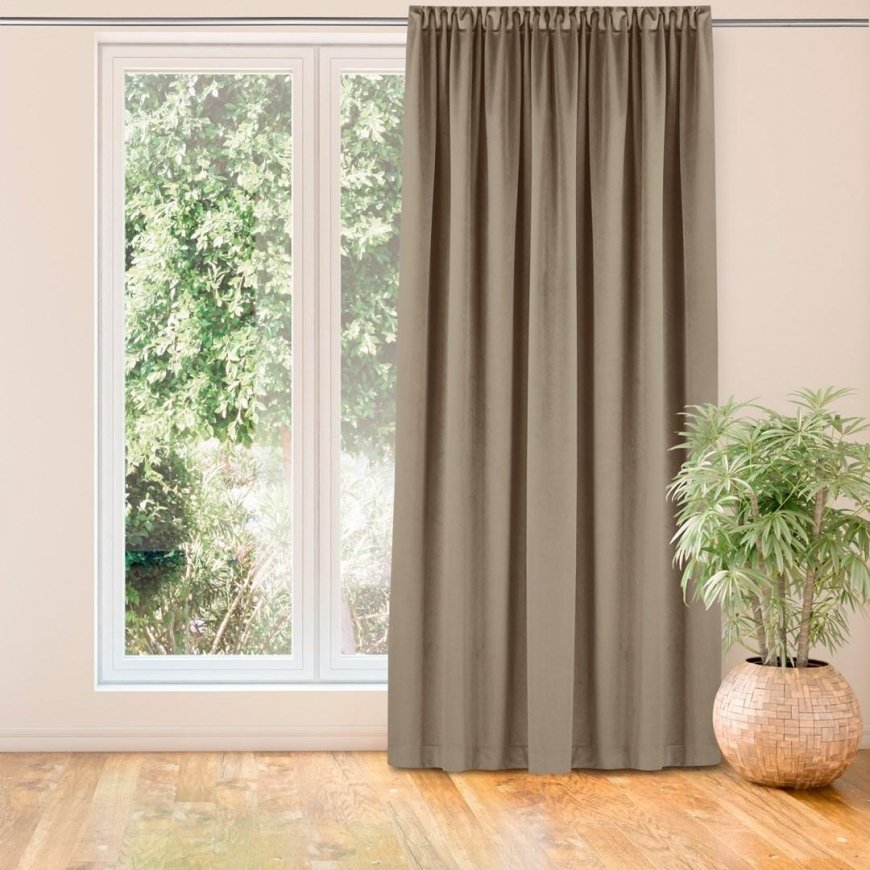 Aizkars VILA smilšu krāsā, klasiskās caurspīdīgās pūķa svītras, 5 cm, ar bumbām, 3 cm, samta, 265x225 HOMEDE – 2