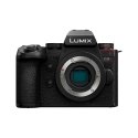 Panasonic Lumix G9 II + 12-60mm F3.5-5.6 MILC 25,21 MP Live MOS 11552 x 8672 pikseliä musta Panasonic Lumix G9 II + 12-60mm F3.5-5.6 MILC 25,21 MP Live MOS 11552 x 8672 pikseliä musta