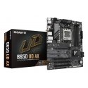 GIGABYTE B650 UD AX emolevy AMD B650 Pistoke AM5 ATX GIGABYTE B650 UD AX emolevy AMD B650 Pistoke AM5 ATX