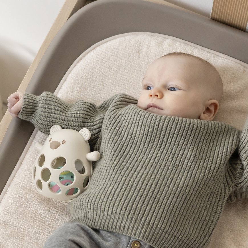 NATTOU Silicone Bear rattle with a ball beige – 2
