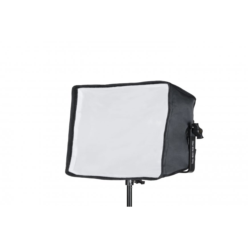 Quadralite Thea 600 Pro Softbox – 2