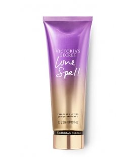 Victoria's Secret Love Spell 236 ml kosteusemulsio Naisten