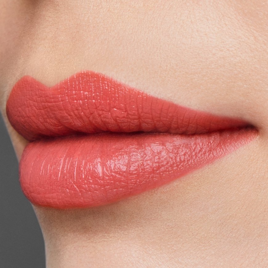 Estée Lauder Pure Color Lipstick 260 Eccentric 3.5g – 2