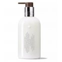 Molton Brown Geranium Nefertum 300 ml Ihupiim Naised Molton Brown Geranium Nefertum 300 ml Ihupiim Naised