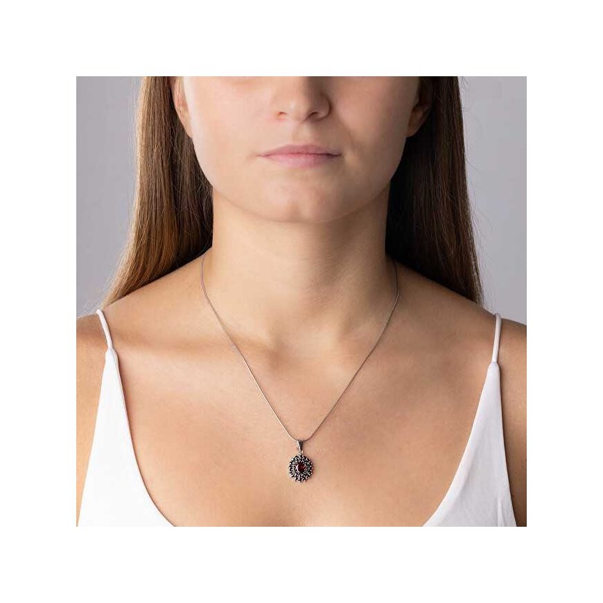 Luxurious silver pendant with genuine Czech garnet SILVEGO180024 – 2