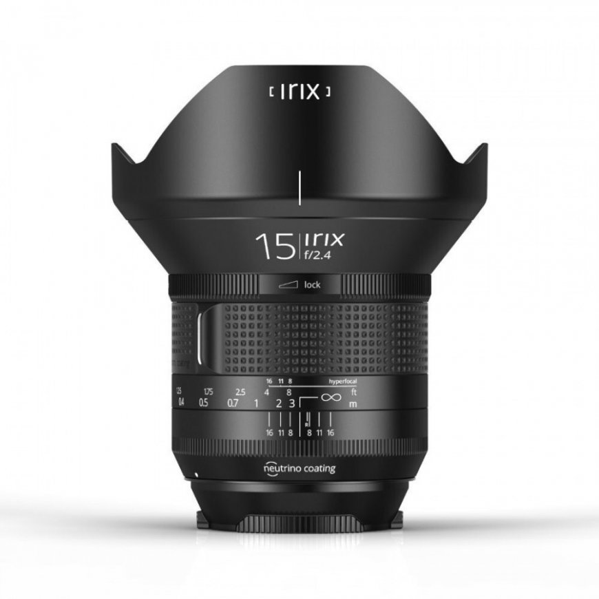 Irix 15mm f/2.4 Firefly, Pentax MILC/SLR musta